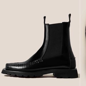 HEREU Alda Chelsea boot